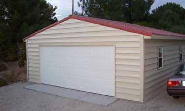 Steel building with metal tile